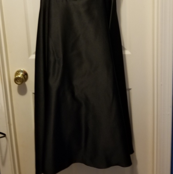 Black knee-length semi formal dress - Picture 2 of 2